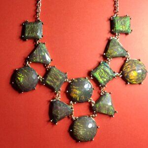 Ladies Pretty Iridescent, Green Necklace, Adjustable